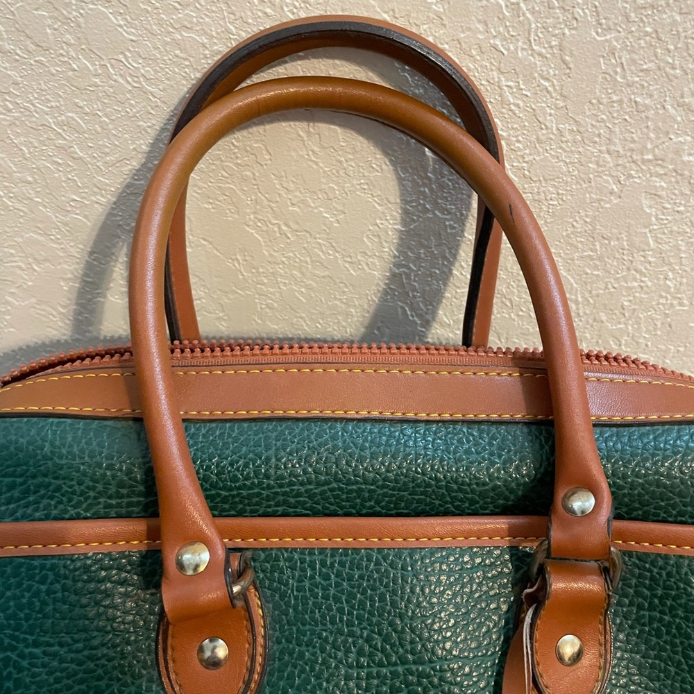 Vintage Dooney and Bourke - Picture 4 of 11